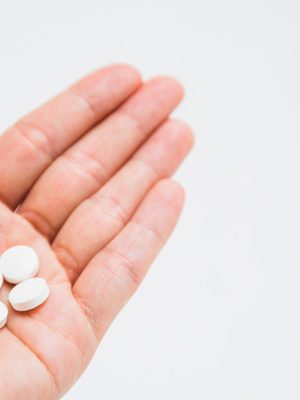 Résultats à 2 ans de l'étude SAGA : découvrez le guildeurétinol, le traitement par comprimés